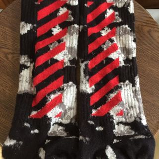 シュプリーム(Supreme)のハム様専用off white socks(その他)