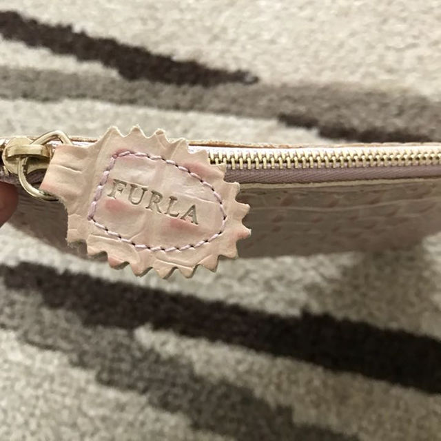 Furla(フルラ)のLatata様専用  未使用品♡ FURLA クロコダイル ポーチ レディースのバッグ(ボディバッグ/ウエストポーチ)の商品写真