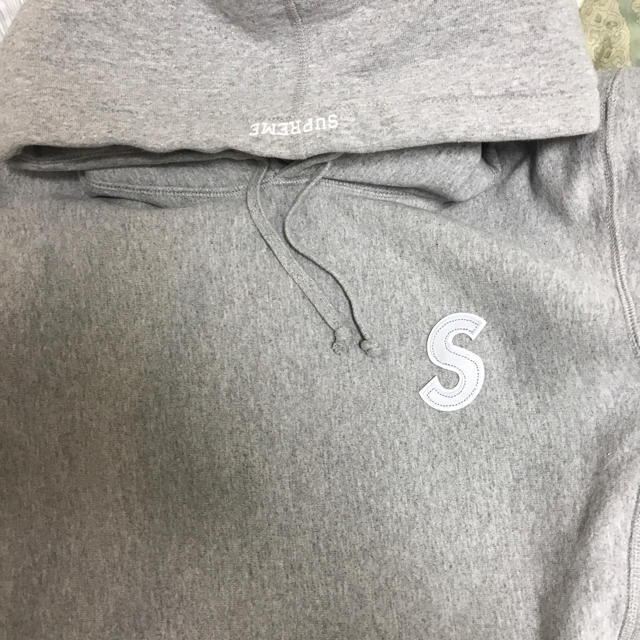 値下げ！ シュプリームSupreme HoodedSweatshirt 正規品