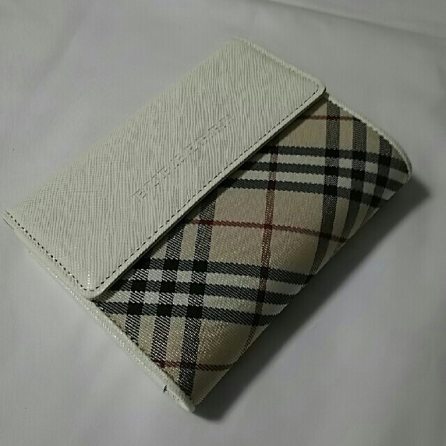 BURBERRY(バーバリー)のバーバリー ノバチェック がま口お財布 レディースのファッション小物(財布)の商品写真