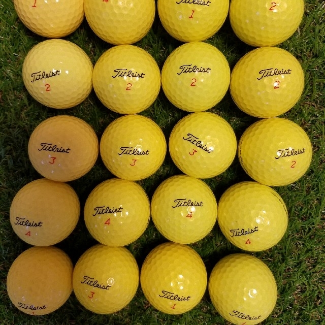 Titleist(タイトリスト)のロストボール　タイトリスト　DT SOLO イエロー　20球 スポーツ/アウトドアのゴルフ(その他)の商品写真