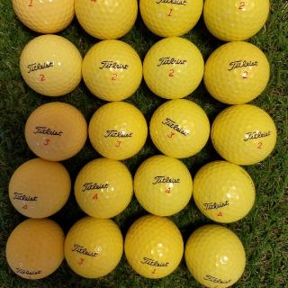 タイトリスト(Titleist)のロストボール　タイトリスト　DT SOLO イエロー　20球(その他)