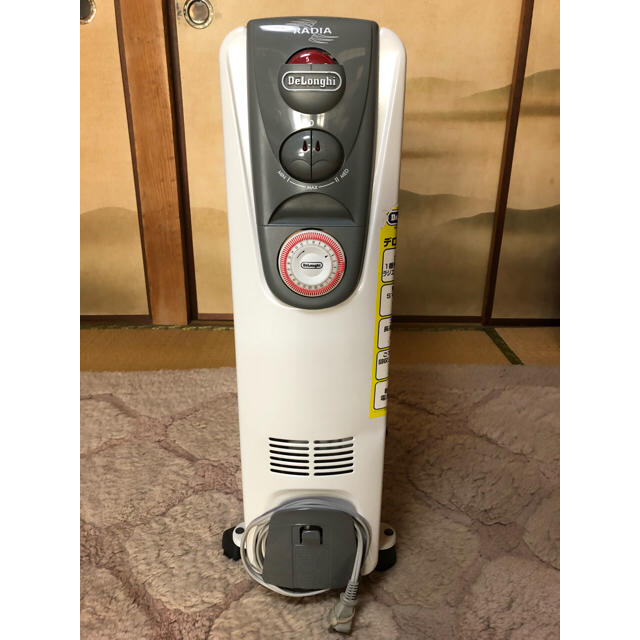 DeLonghi - デロンギオイルヒーター RADIAの通販 by ひよこshop DeLonghi - デロンギオイルヒーター RADIAの通販 by ひよこshop