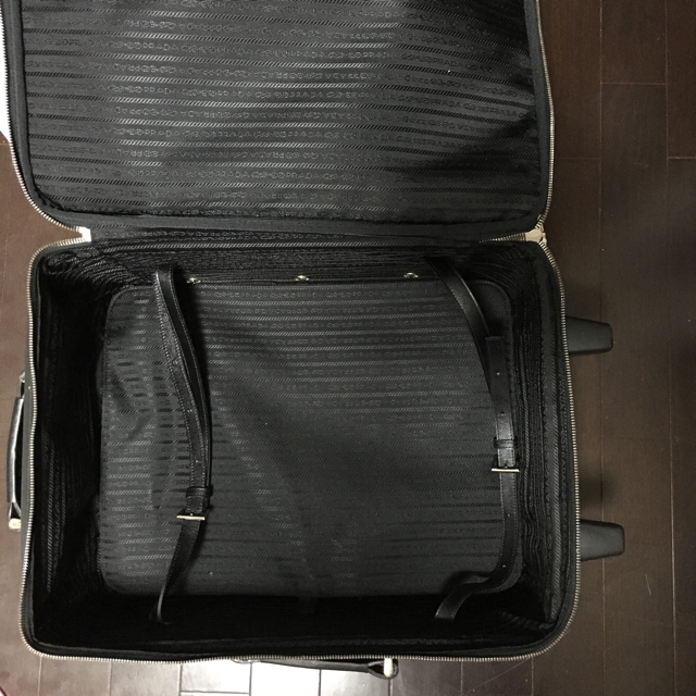 PRADA(プラダ)のプラダ PRADA キャリーケース バッグ 正規品 レディースのバッグ(スーツケース/キャリーバッグ)の商品写真