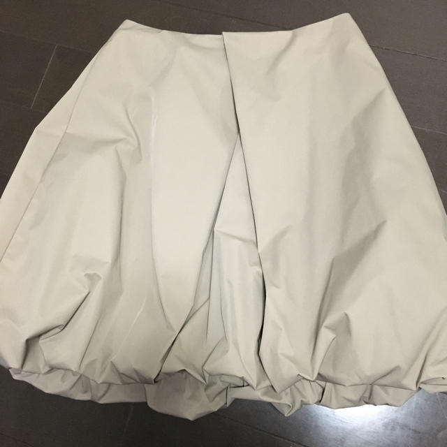 FOXEY(フォクシー)のレモン様専用、レイヤードバロンスカート♡モカ♡ミルクティー色 レディースのスカート(ひざ丈スカート)の商品写真