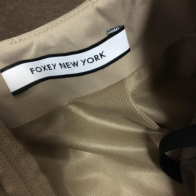 FOXEY(フォクシー)のレモン様専用、レイヤードバロンスカート♡モカ♡ミルクティー色 レディースのスカート(ひざ丈スカート)の商品写真