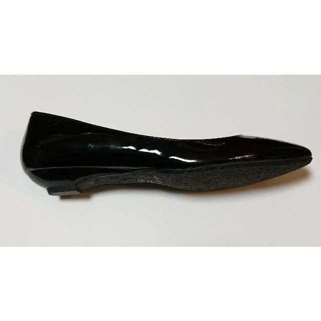 JILLSTUART(ジルスチュアート)のJILLSTUART 黒エナメルパンプス キレイ レディースの靴/シューズ(ハイヒール/パンプス)の商品写真