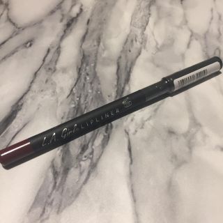 エヌワイエックス(NYX)の日本未入荷 LA girl リップライナー プラム ボルドー ダークメイク(リップライナー)