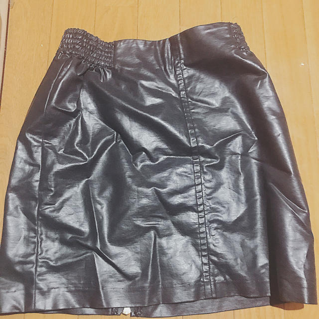 レザースカート レディースのスカート(ひざ丈スカート)の商品写真