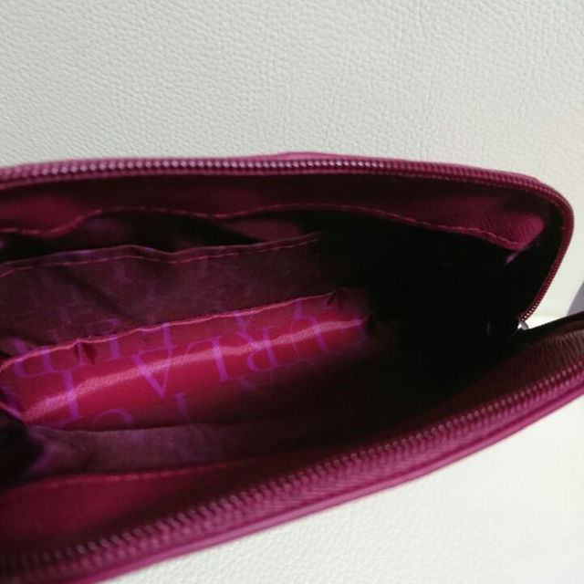 Furla(フルラ)の新品未使用⭐FURLA   ポーチ⭐ボルドー ピンク レディースのバッグ(ボディバッグ/ウエストポーチ)の商品写真