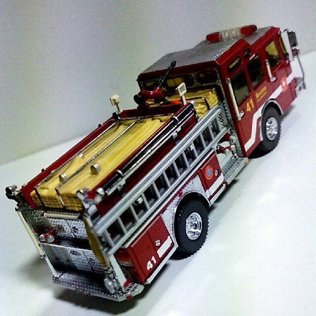 CODE3・1/64ボストン消防ポンプ車の通販 by ナオ's shop｜ラクマ