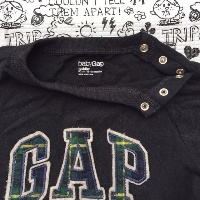 GAP(ギャップ)の９０⭐️GAP 長袖シャツ キッズ/ベビー/マタニティのベビー服(~85cm)(その他)の商品写真