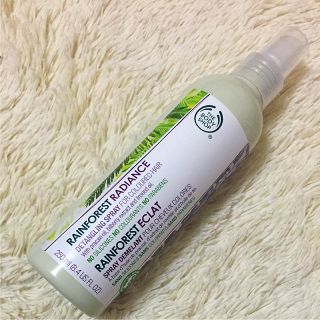 ザボディショップ(THE BODY SHOP)のレインフォレスト ラディアンス ディタングリングスプレー(トリートメント)