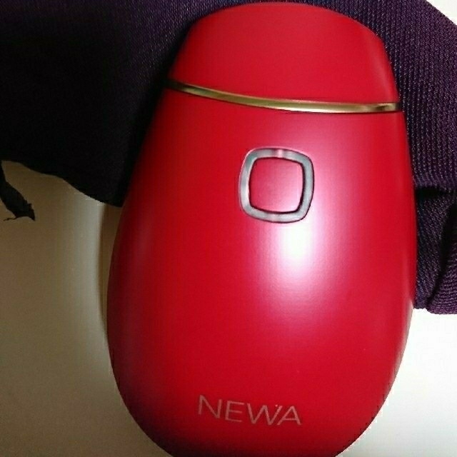  【値下げ50000→45000】期間限定 newa ほぼ新品  新色 スマホ/家電/カメラの美容/健康(フェイスケア/美顔器)の商品写真