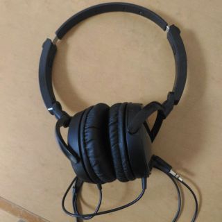 オーディオテクニカ(audio-technica)のポータブルヘッドフォン　オーディオテクニカ　ATH-FC700 ブラウン(ヘッドフォン/イヤフォン)