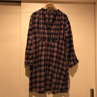 ユニクロ(UNIQLO)のマタニティ 授乳 ワンピース(マタニティウェア)