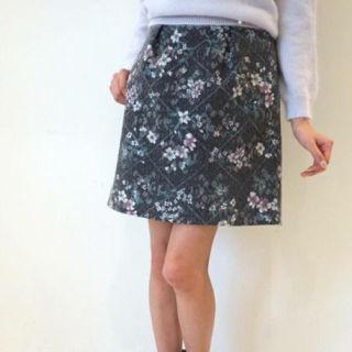 ジルバイジルスチュアート(JILL by JILLSTUART)の今季新品 ジルバイ フローラルレースSK(ミニスカート)