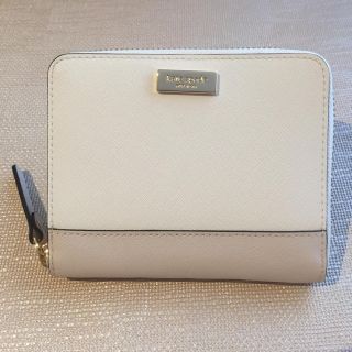 ケイトスペードニューヨーク(kate spade NEW YORK)の★大特価クリスマス★ケイトスペード財布kate spadeバイカラー白(財布)