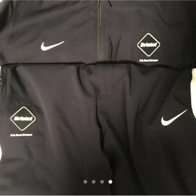 SOPH(ソフ)の15AW FCRB NIKE WARM UP セットアップ ウォームアップ M メンズのトップス(ジャージ)の商品写真