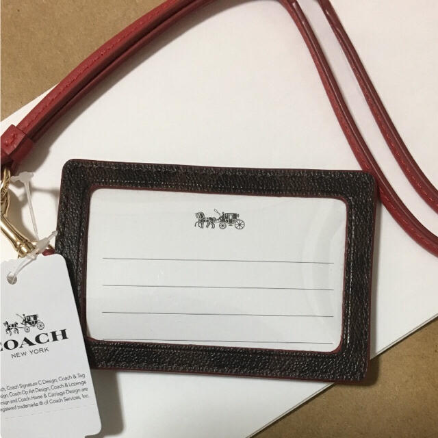 COACH(コーチ)の専用です 新品 COACH ストライプ付パスケース カードケース レディースのファッション小物(名刺入れ/定期入れ)の商品写真