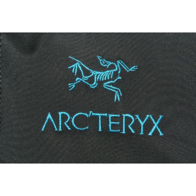 ARC'TERYX(アークテリクス)のARC'TERYX アークテリクス ARRO22 アロー22 青 バックパック スポーツ/アウトドアのアウトドア(登山用品)の商品写真