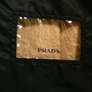 プラダ(PRADA)の24時間限定価格！PRADA ガーメント 洋服カバー(押し入れ収納/ハンガー)