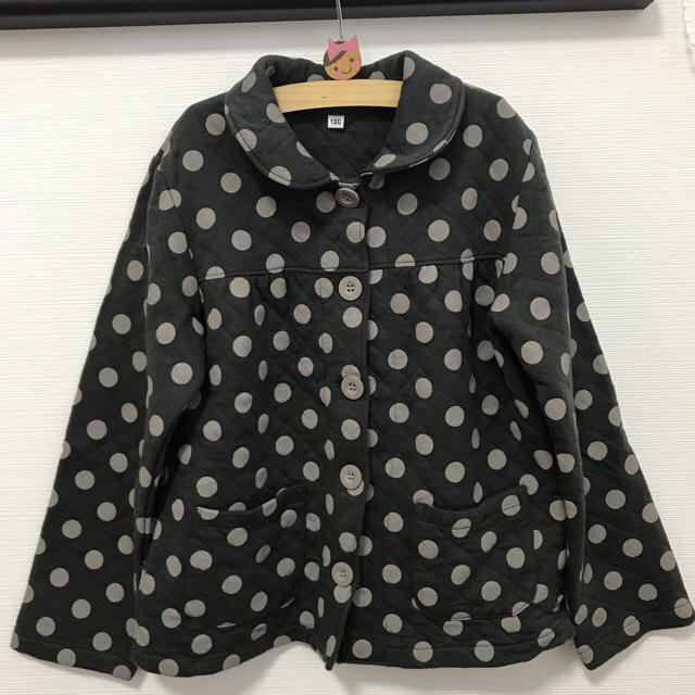 未使用＊キルティング ドット柄 アウター＊130 キッズ/ベビー/マタニティのキッズ服女の子用(90cm~)(ジャケット/上着)の商品写真