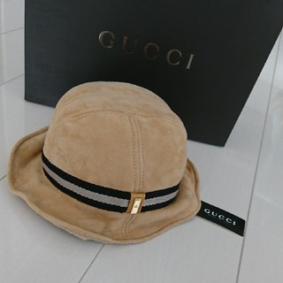 グッチ(Gucci)のGUCCI「スウェードの帽子」(ハット)