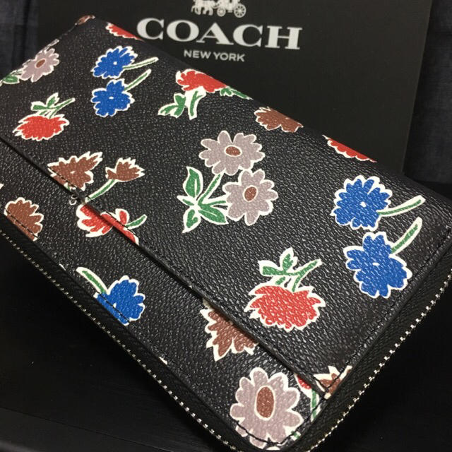 COACH(コーチ)の限定セール❣️新品コーチ長財布F55881ブラックフラワーコーテッドマルチ レディースのファッション小物(財布)の商品写真