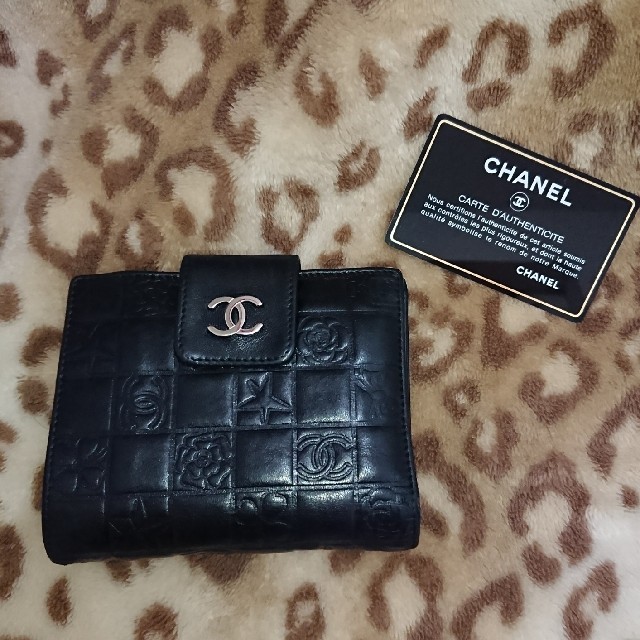 CHANEL(シャネル)のunknown.様専用✨シャネル☆アイコンシリーズ❤️２つ折り財布 レディースのファッション小物(財布)の商品写真