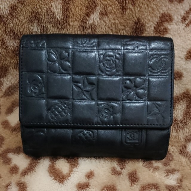 CHANEL(シャネル)のunknown.様専用✨シャネル☆アイコンシリーズ❤️２つ折り財布 レディースのファッション小物(財布)の商品写真