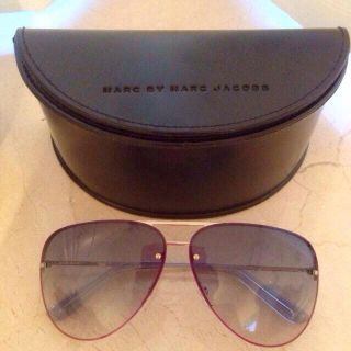 マークバイマークジェイコブス(MARC BY MARC JACOBS)のマークジェイコブスティアドロサングラス(サングラス/メガネ)