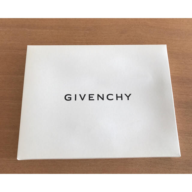 GIVENCHY(ジバンシィ)のGIVENCHY  カトラリーセット 25P インテリア/住まい/日用品のキッチン/食器(カトラリー/箸)の商品写真