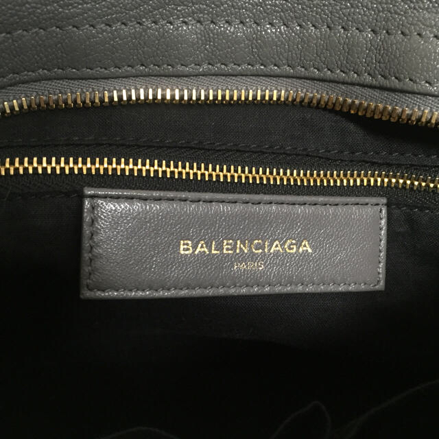 BALENCIAGA BAG(バレンシアガバッグ)のバレンシアガ クラシック メタルエッジ シティ スモール レディースのバッグ(ショルダーバッグ)の商品写真
