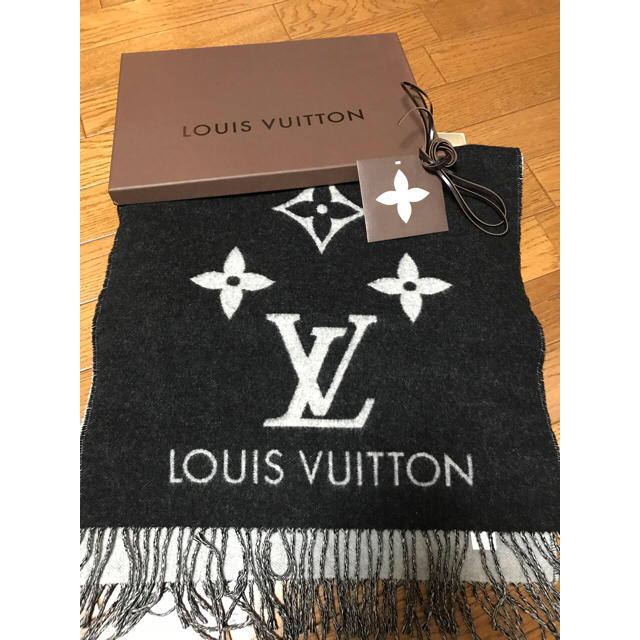 LOUIS VUITTON(ルイヴィトン)のLOUIS VUITTON カシミヤマフラー 黒 メンズのファッション小物(マフラー)の商品写真