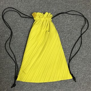 プリーツプリーズイッセイミヤケ(PLEATS PLEASE ISSEY MIYAKE)のイッセイミヤケ プリーツバッグ(リュック/バックパック)