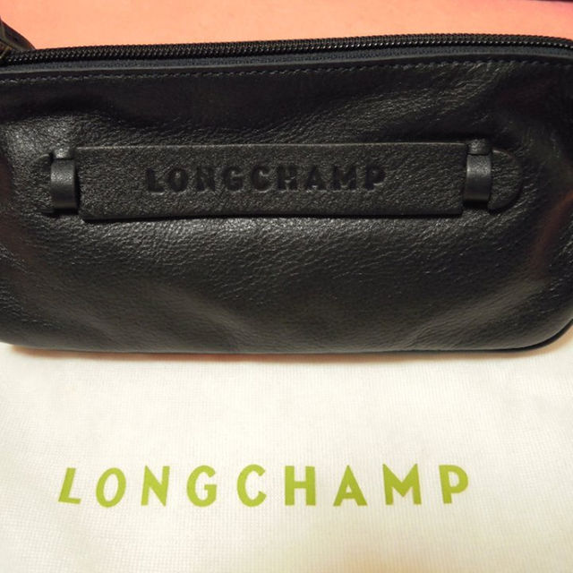 LONGCHAMP - 新品 ロンシャン 3D クラッチバッグ【送料無料】の通販 by