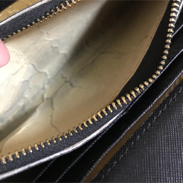 PRADA(プラダ)の送料込！SALE中😻PRADA財布 ブラック 長財布 レディースのファッション小物(財布)の商品写真