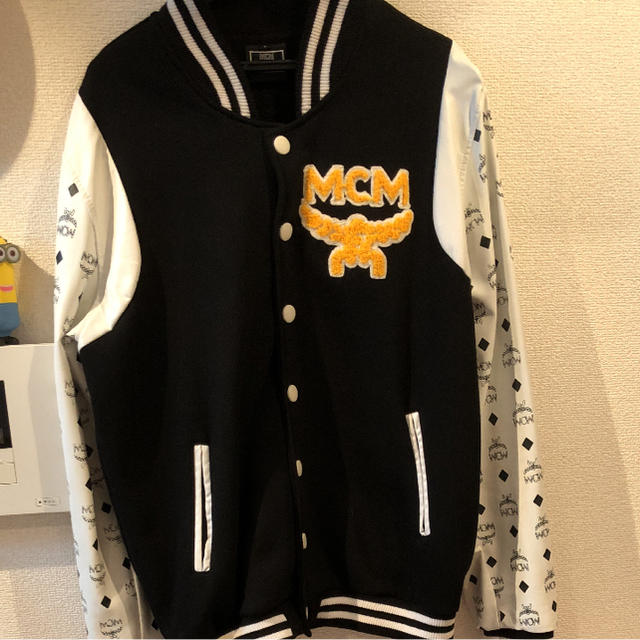 MCM - MCM スタジャンの通販 by ♡ shop|エムシーエムならラクマ MCM - MCM スタジャンの通販 by ♡ shop|エムシーエムならラクマ