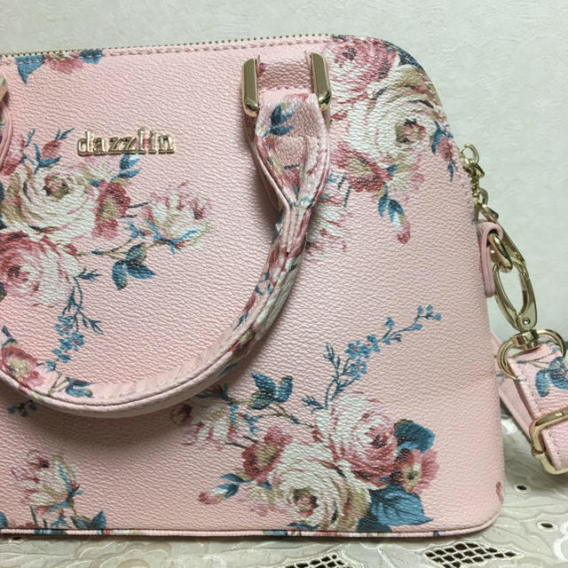 dazzlin(ダズリン)の🌸ダズリン  ピンク 花柄 ショルダーバッグ 新品 未使用🌸 レディースのバッグ(ショルダーバッグ)の商品写真