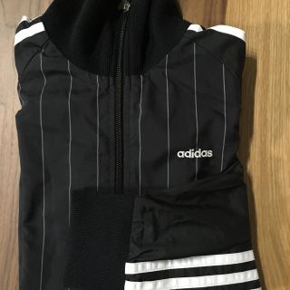 アディダス(adidas)のアディダスウインドブレーカー(ナイロンジャケット)