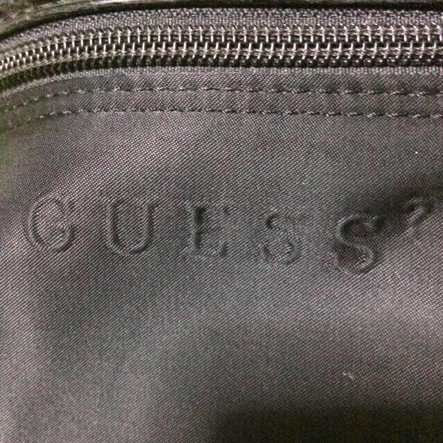 GUESS(ゲス)のGUESS リュック レディースのバッグ(リュック/バックパック)の商品写真