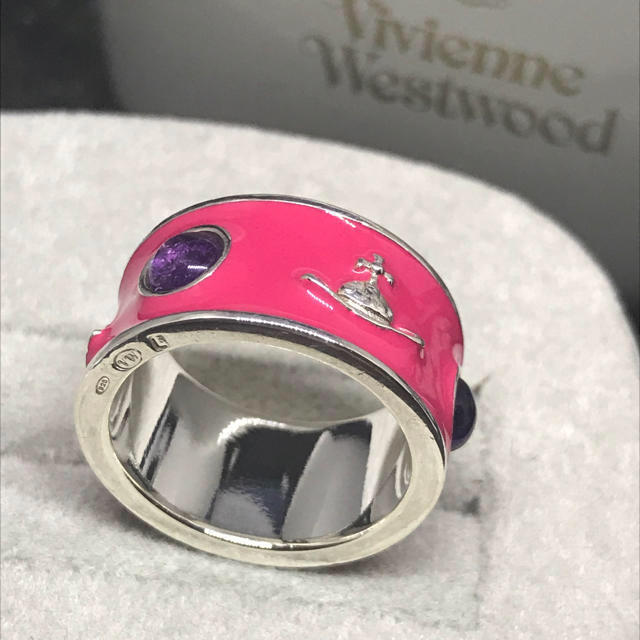 Vivienne Westwood(ヴィヴィアンウエストウッド)の美品 キングリング pink レディースのアクセサリー(リング(指輪))の商品写真