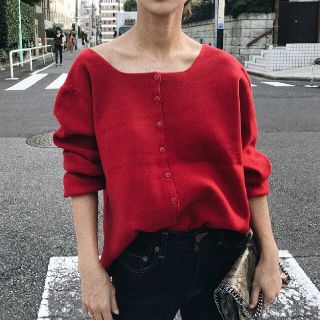 アメリヴィンテージ(Ameri VINTAGE)の【新品タグ付き】2WAY SCOOPED NECK KNIT

(ニット/セーター)