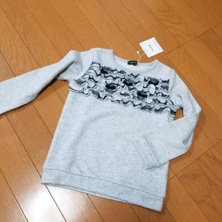 ベベ(BeBe)の新品　べべ　トレーナー　120(ニット)