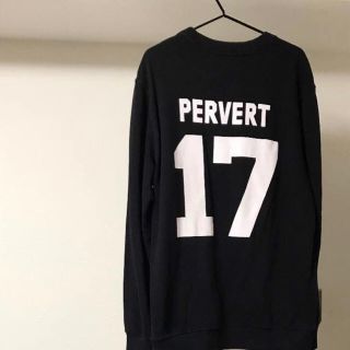 ジバンシィ(GIVENCHY)のGIVENCHY PERVERT トレーナー(スウェット)