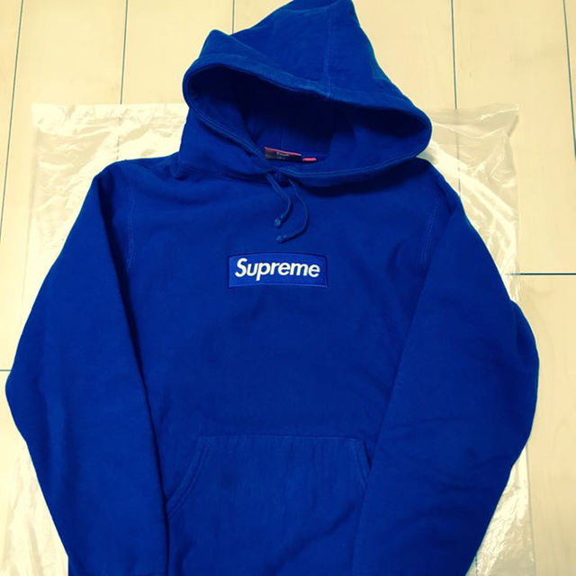 Supreme(シュプリーム)の超希少 Supreme Box Logo Pullover Royal メンズのトップス(パーカー)の商品写真