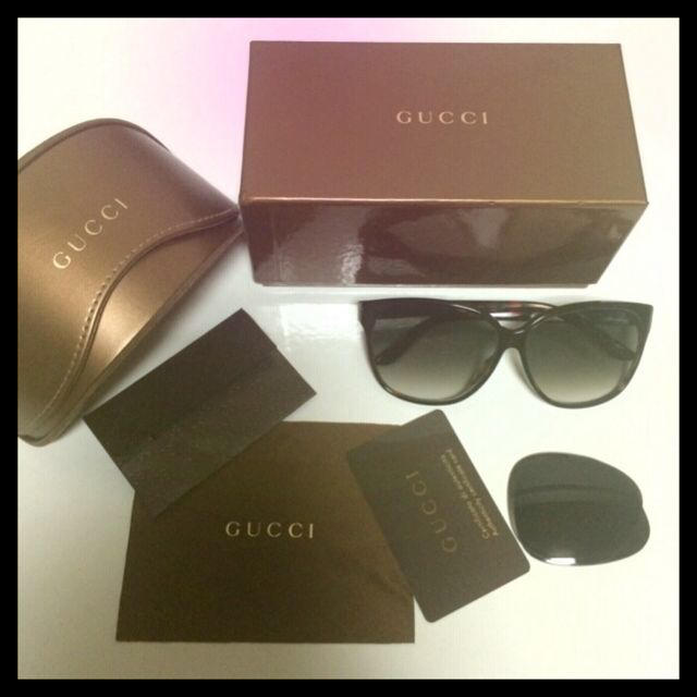 Gucci(グッチ)のGUCCI グッチ サングラス セット レディースのファッション小物(サングラス/メガネ)の商品写真