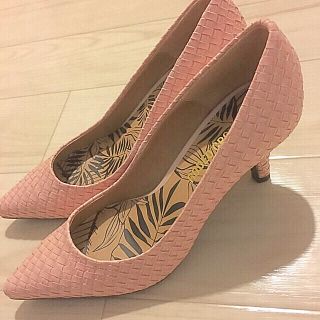 ロデオクラウンズ(RODEO CROWNS)の新品＊RODEO CROWNS＊LILY MESH PUMPS＊パンプス (ハイヒール/パンプス)