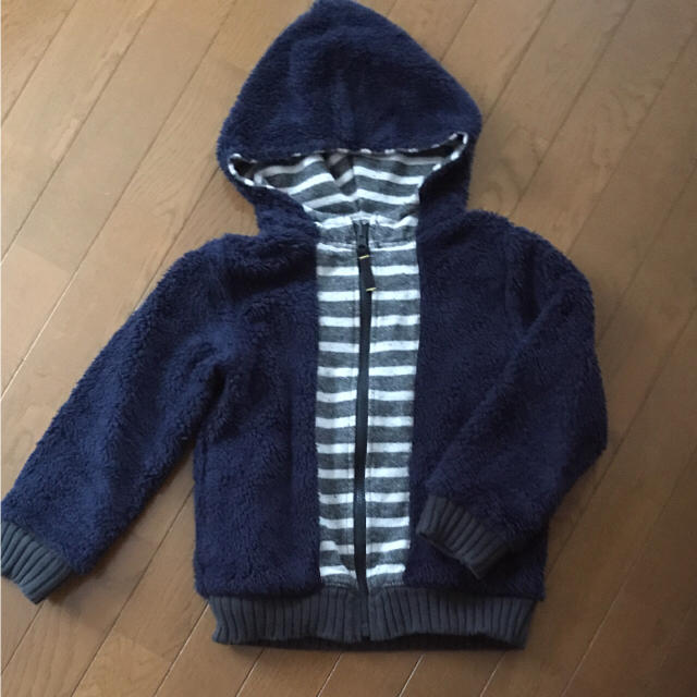 ボーダー柄 パーカー リバーシブル キッズ 子供 120cm 美品 ジャンパー キッズ/ベビー/マタニティのキッズ服男の子用(90cm~)(ジャケット/上着)の商品写真